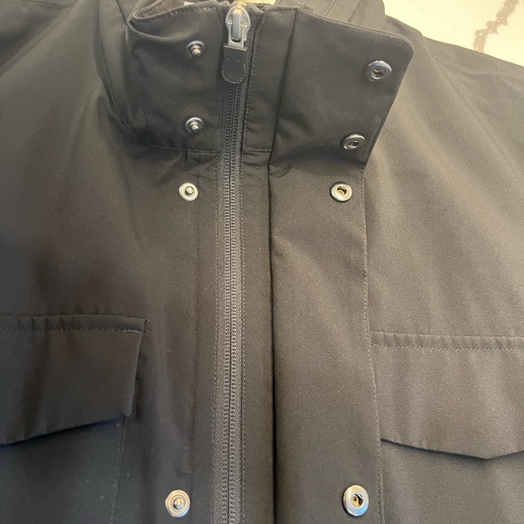 Worn once save the duck recycled rain jacket. Large - Picture 8 of 10